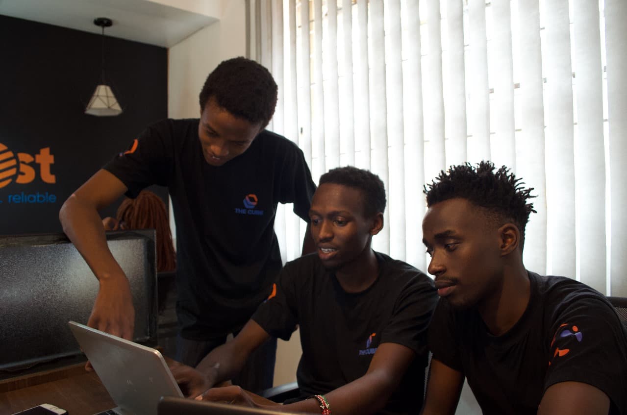 Selo Systems Team